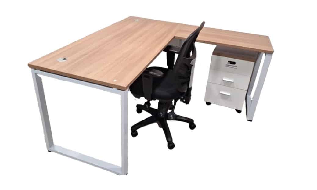 שולחן מנהלים דגם פרסונה א חי גרף