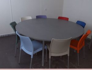 כסאות סתיו צבעוני | א. חי גרף ריהוט מוסדי / משרדי איכותי