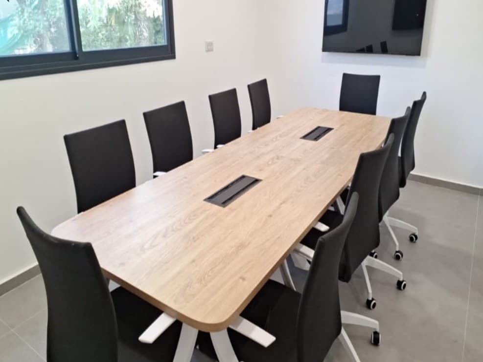 שולחן ישיבות א חי גרף