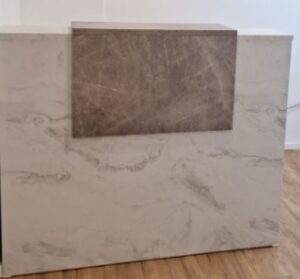 דלפק מודרני א חי גרף בהתאמה אישית